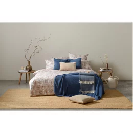 Подушка декоративная стеганая из хлопкового бархата темно-синего цвета из коллекции essential, 45х45
