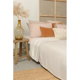 Чехол на подушку из хлопкового бархата коричневого цвета из коллекции essential, 45х45 см