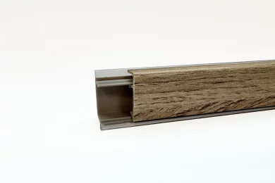 Плинтус Квадро-Д